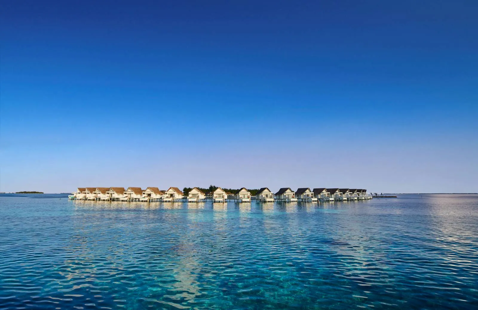 Machchafushi Island Resort & Spa Maldives (ex. Centara Grand Island) 5*