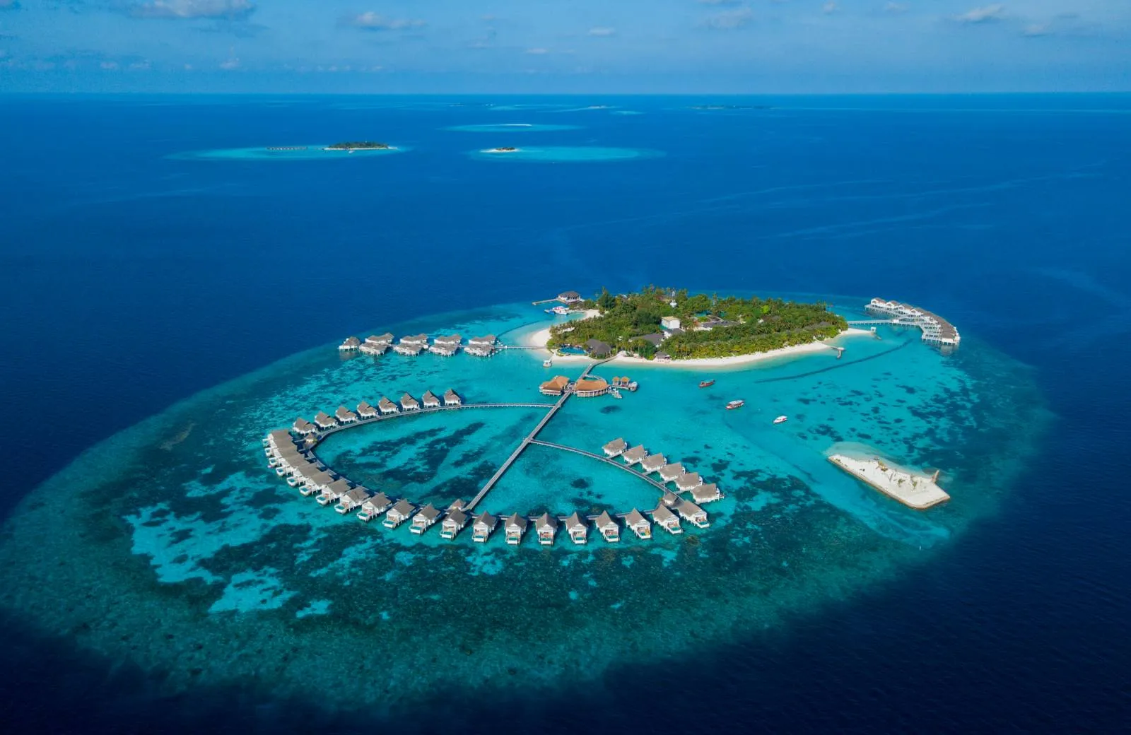 Machchafushi Island Resort & Spa Maldives (ex. Centara Grand Island) 5*