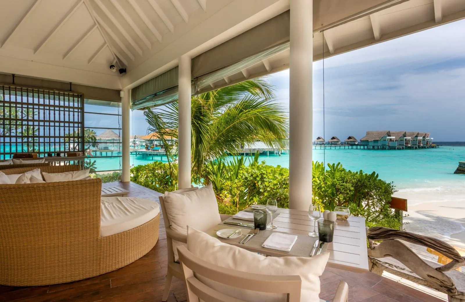 Machchafushi Island Resort & Spa Maldives (ex. Centara Grand Island) 5*