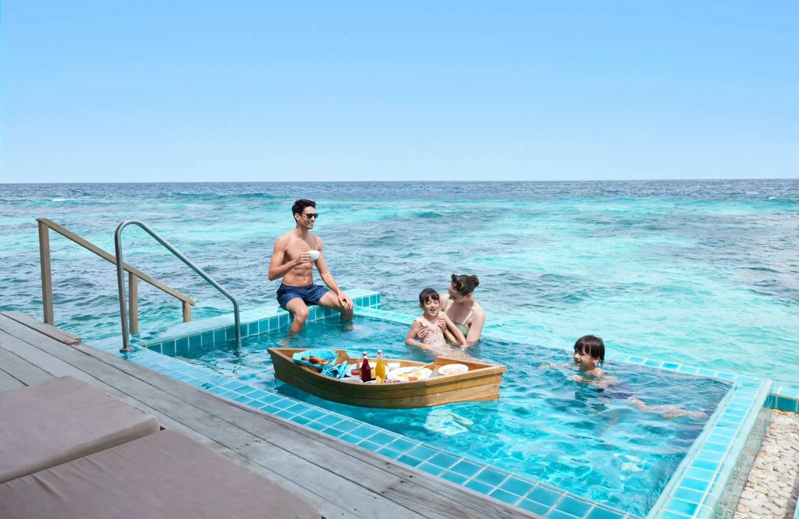 Machchafushi Island Resort & Spa Maldives (ex. Centara Grand Island) 5*