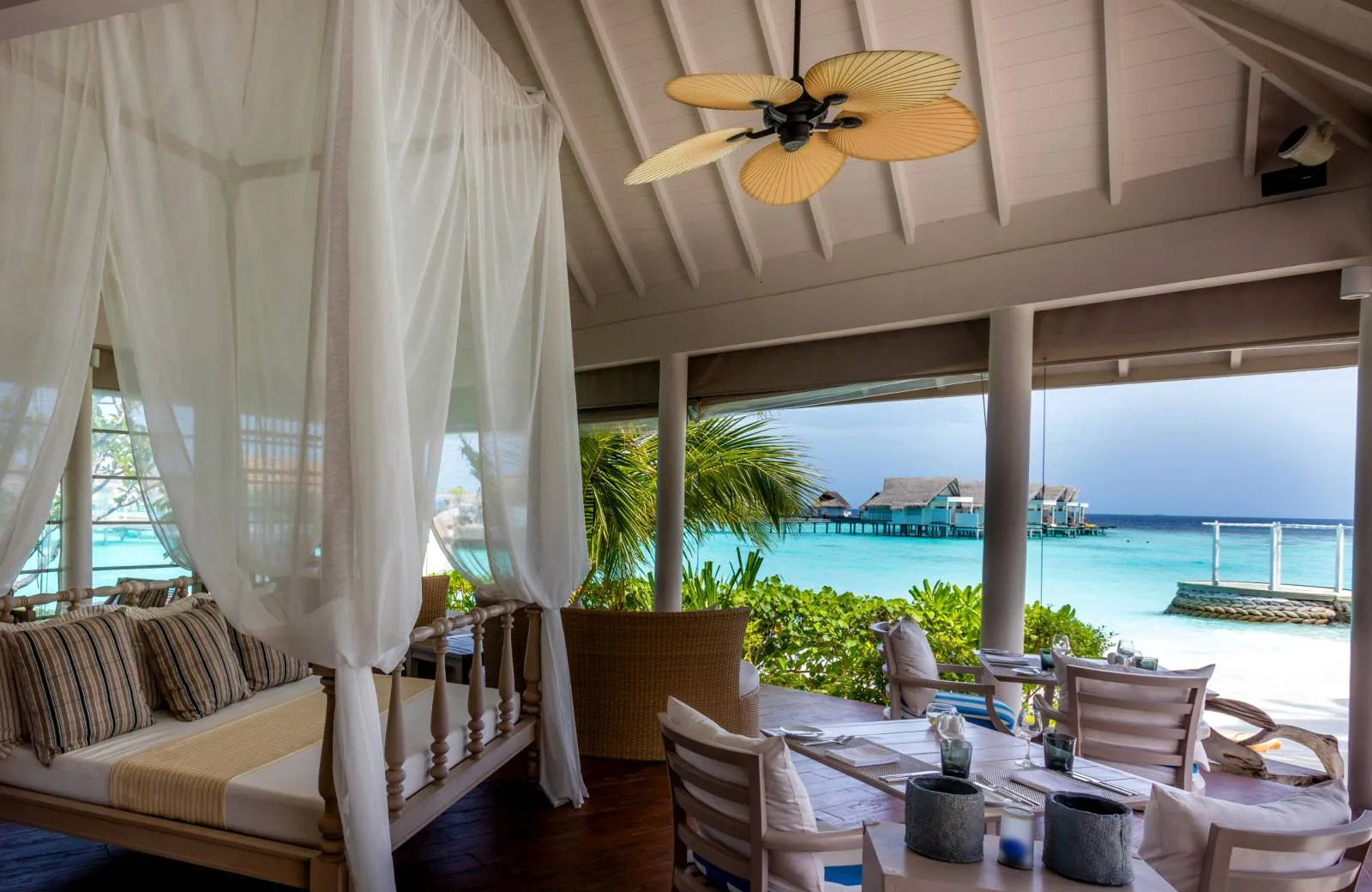 Machchafushi Island Resort & Spa Maldives (ex. Centara Grand Island) 5*