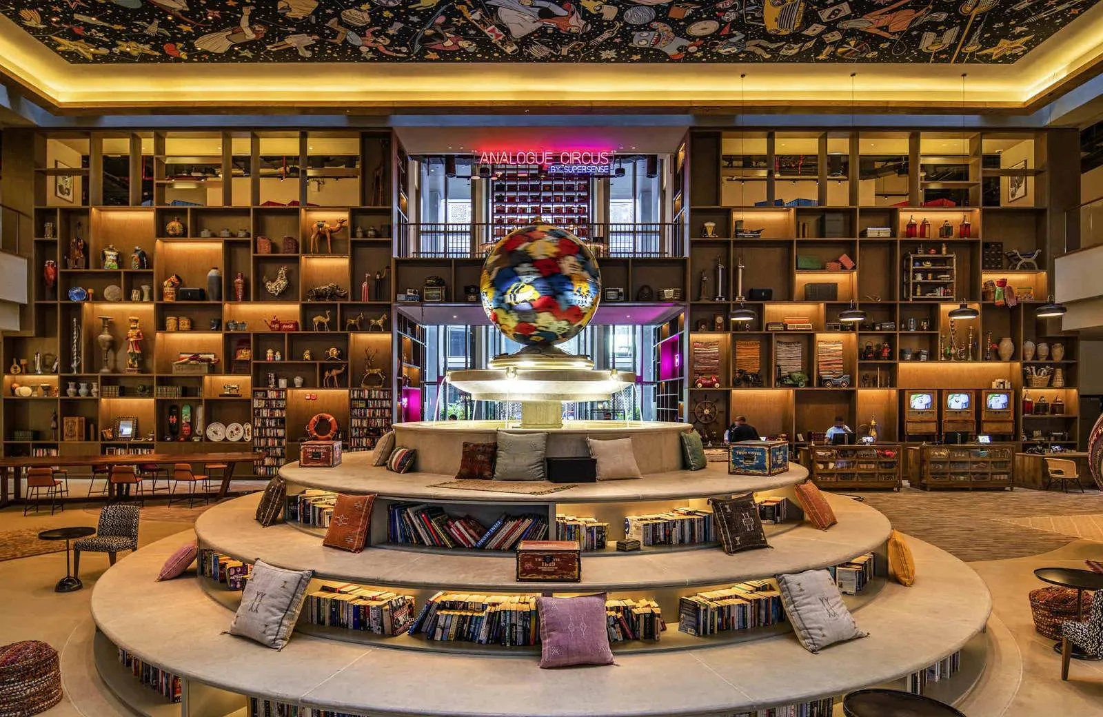 25hours Hotel One Central 5*