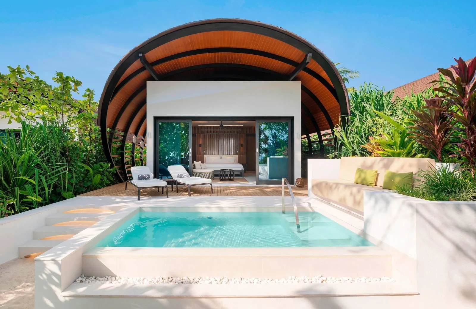 The Westin Maldives Miriandhoo Resort 5*