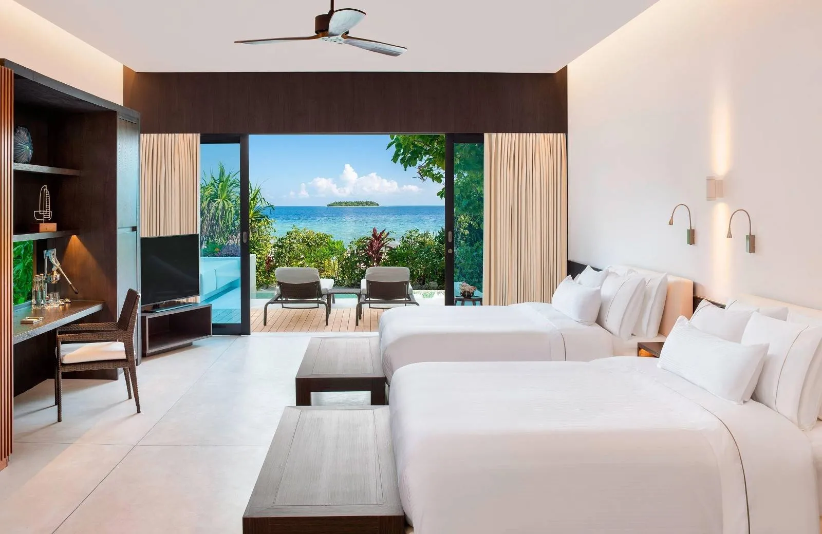 The Westin Maldives Miriandhoo Resort 5*