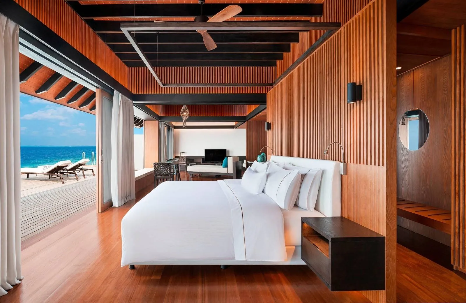 The Westin Maldives Miriandhoo Resort 5*