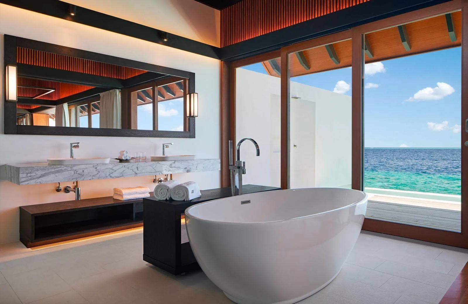 The Westin Maldives Miriandhoo Resort 5*