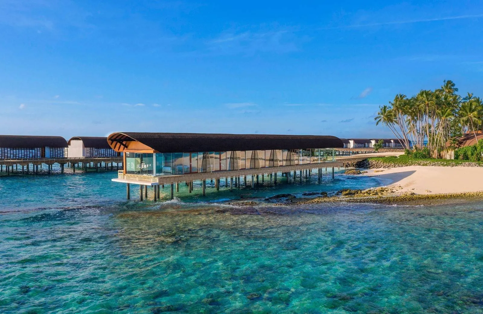 The Westin Maldives Miriandhoo Resort 5*
