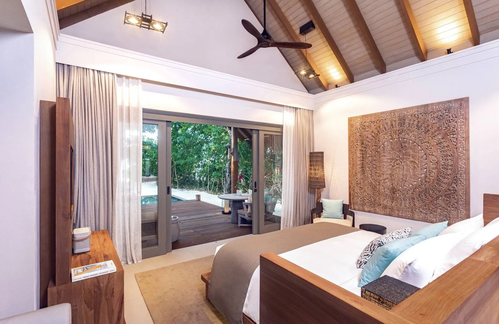 Vakkaru Maldives 5*