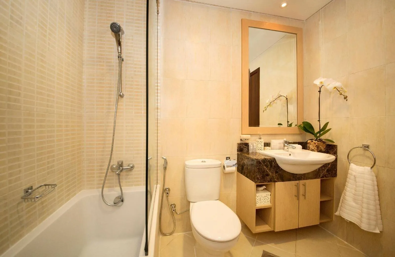 Barcelo Residences Dubai Marina