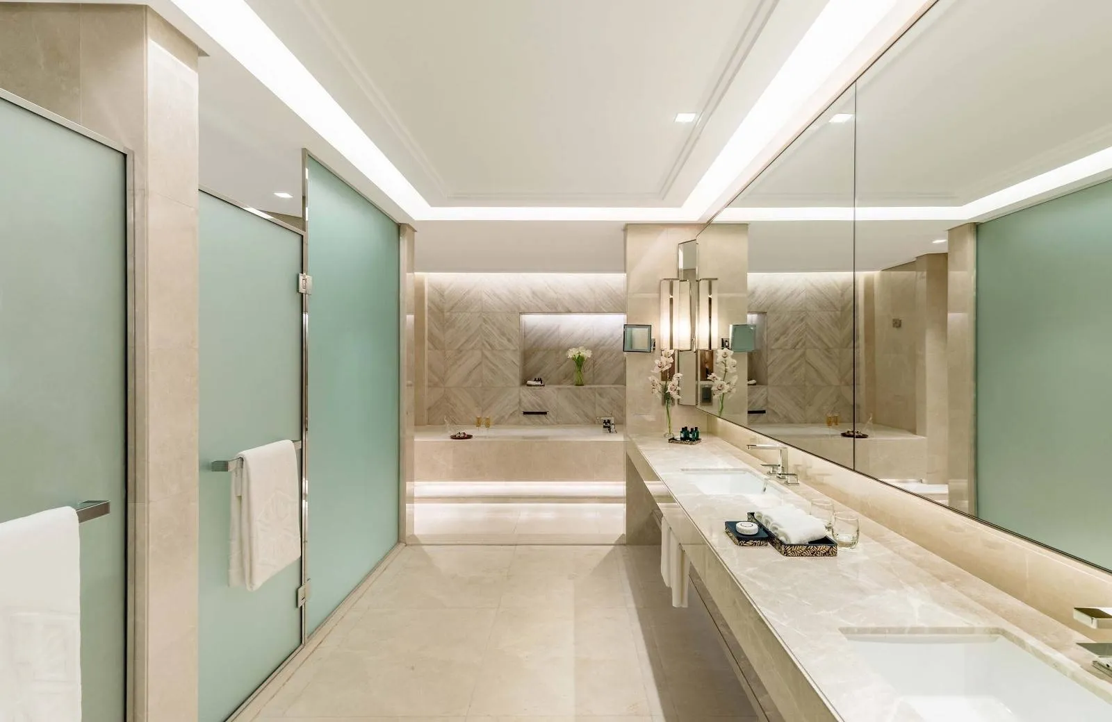 Taj Exotica Resort & Spa, The Palm 5*