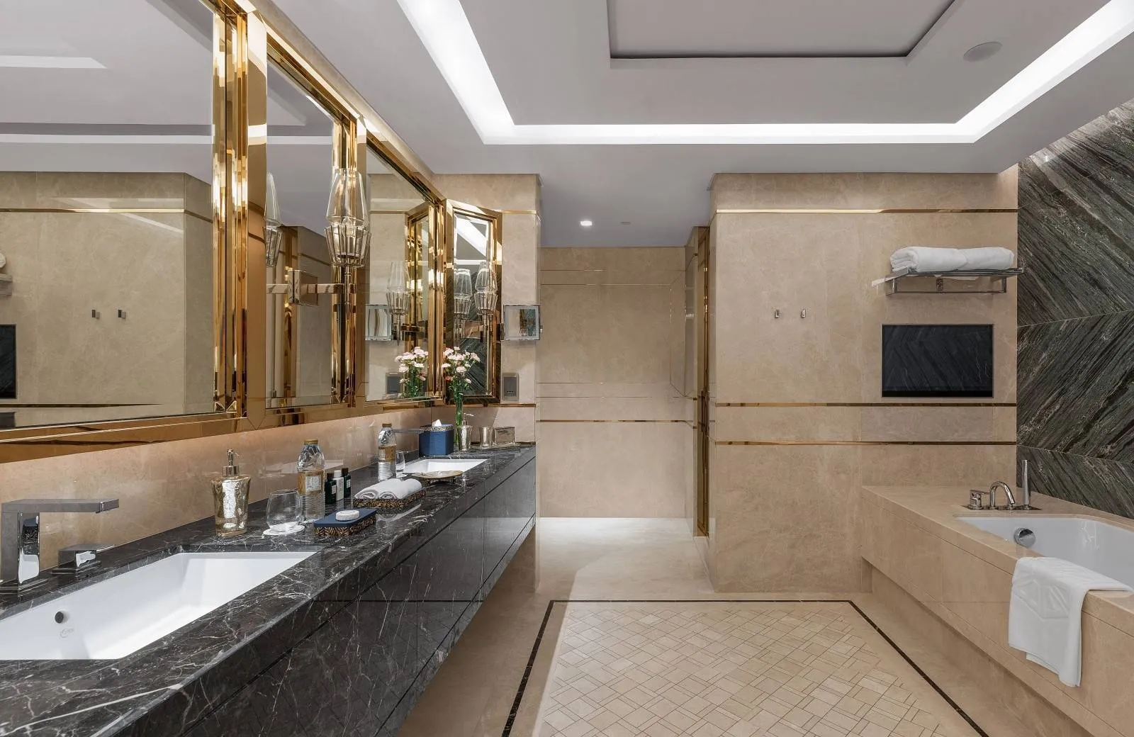 Taj Exotica Resort & Spa, The Palm 5*