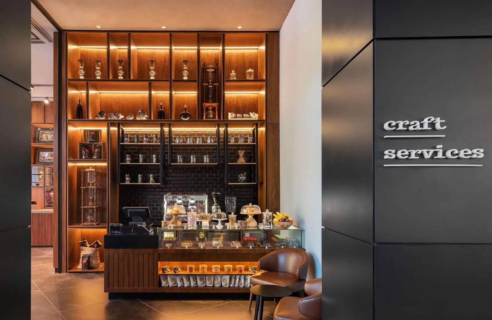 The WB Abu Dhabi, Curio Collection by Hilton 5*