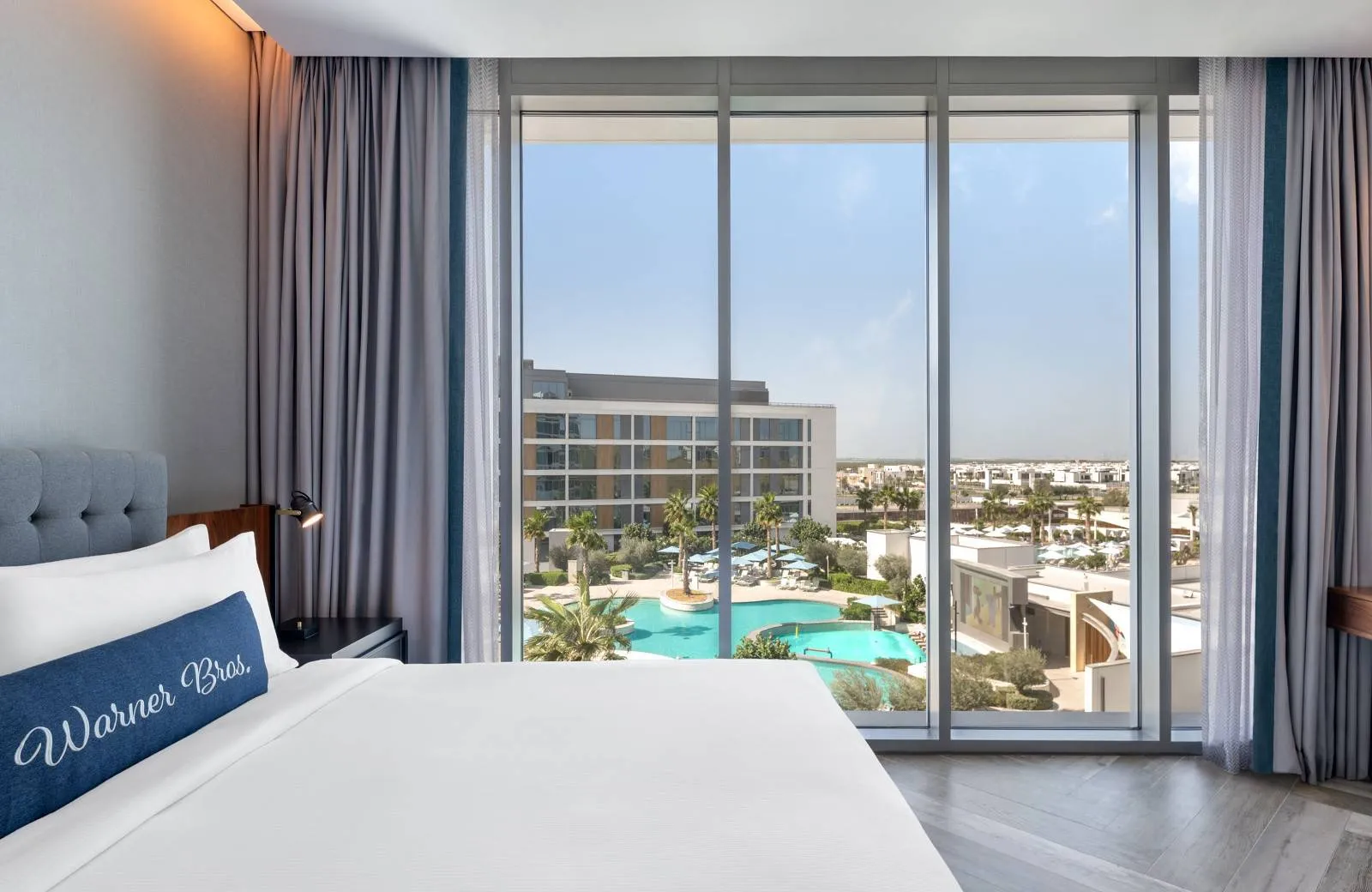 The WB Abu Dhabi, Curio Collection by Hilton 5*