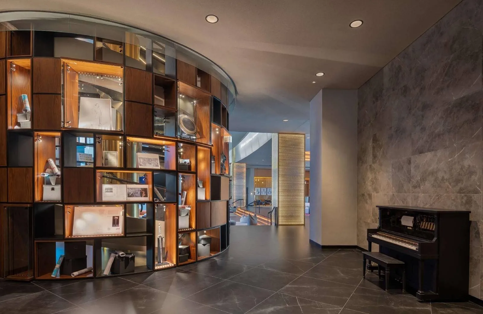 The WB Abu Dhabi, Curio Collection by Hilton 5*