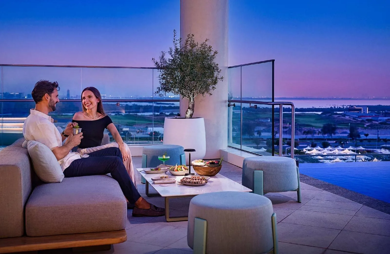 The WB Abu Dhabi, Curio Collection by Hilton 5*