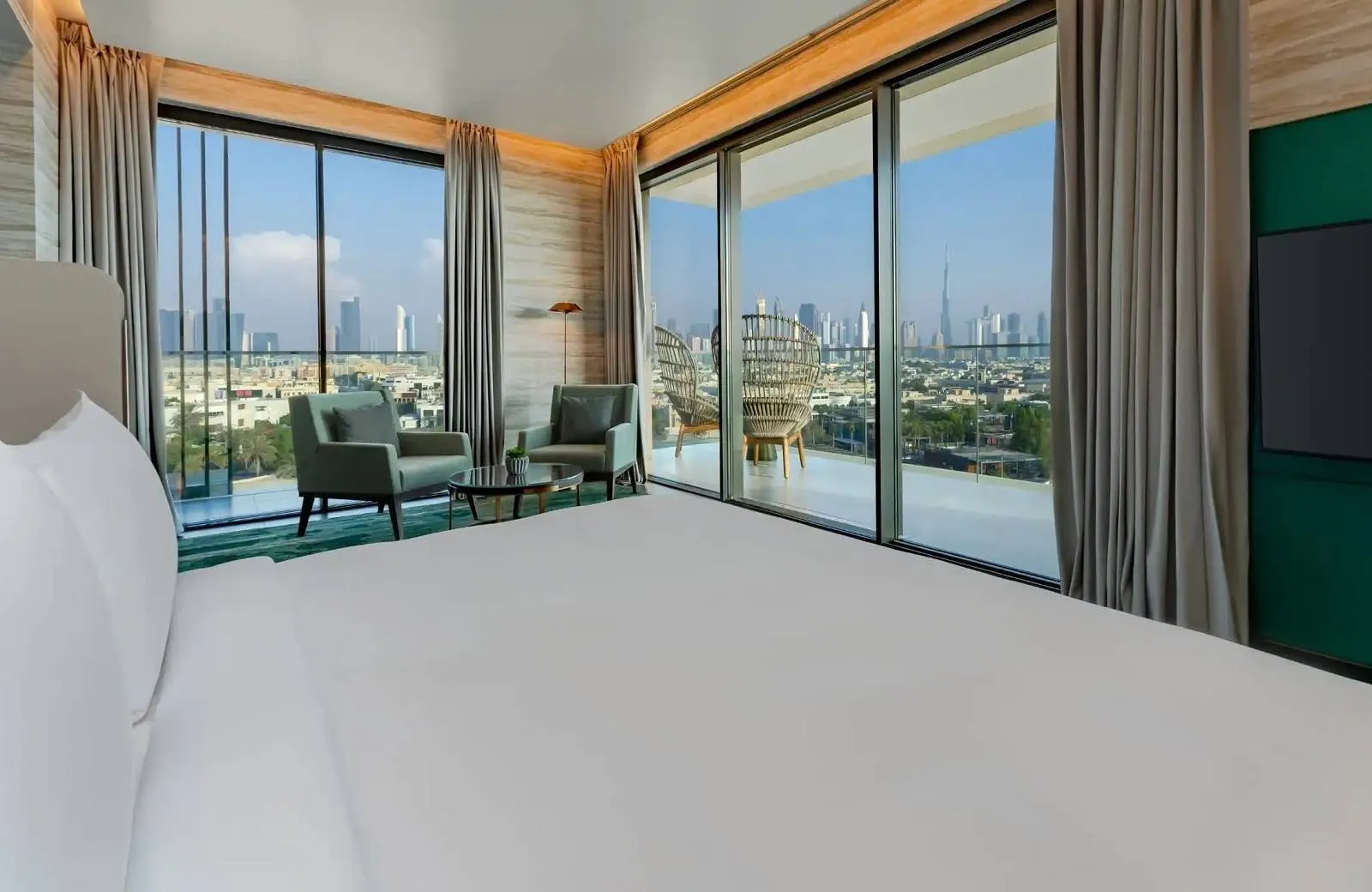 Hyatt Centric Jumeirah Dubai 5*