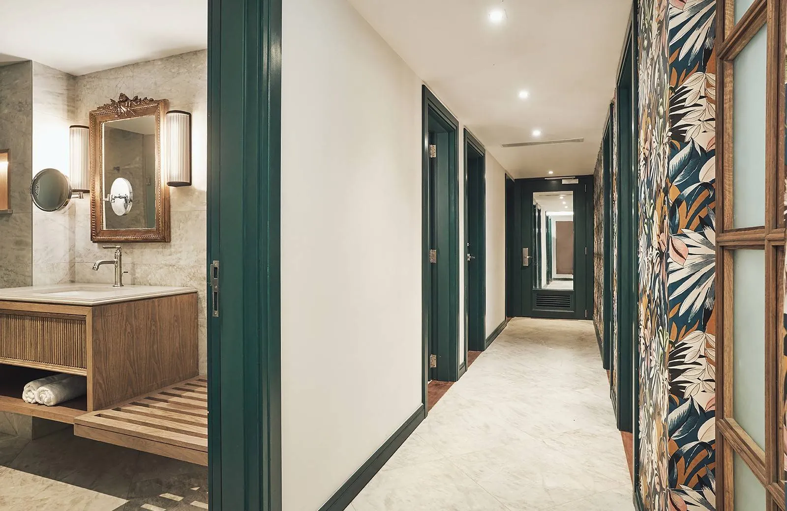 Paradise Cove Boutique Hotel 5*