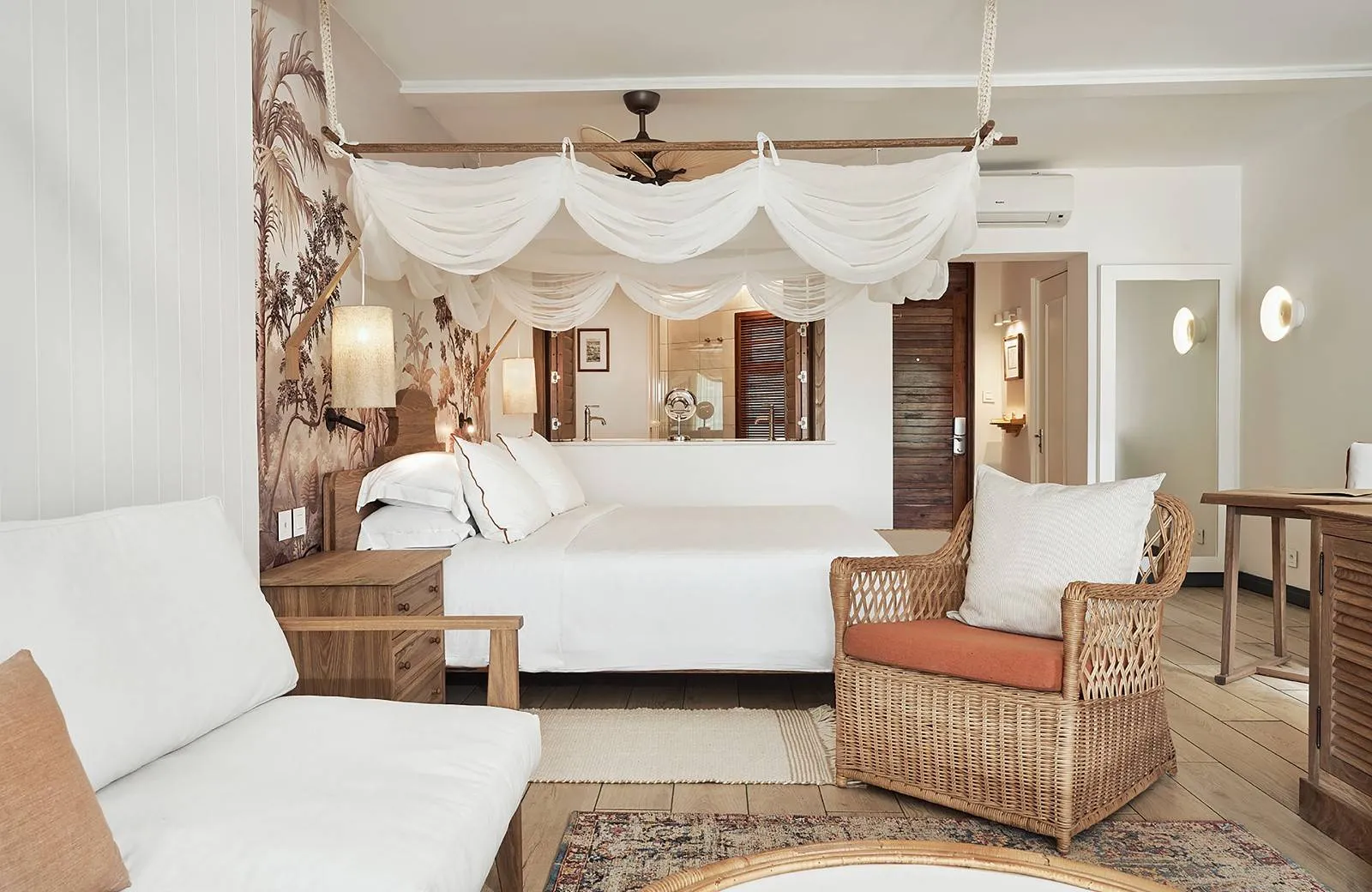 Paradise Cove Boutique Hotel 5*