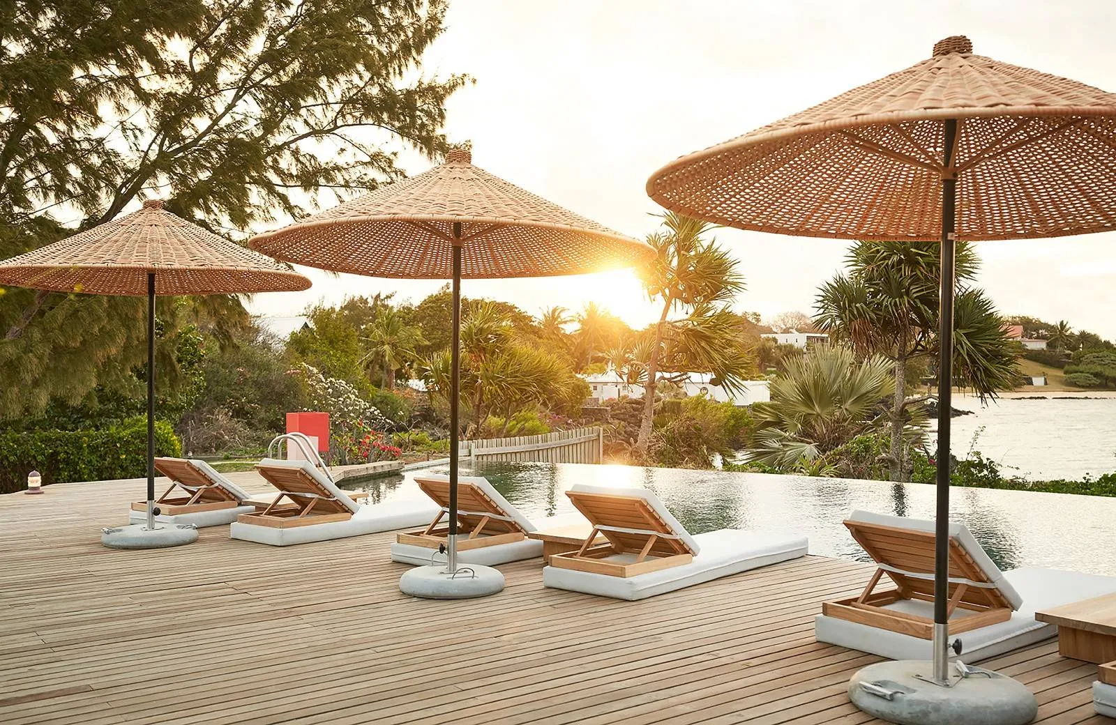 Paradise Cove Boutique Hotel 5*