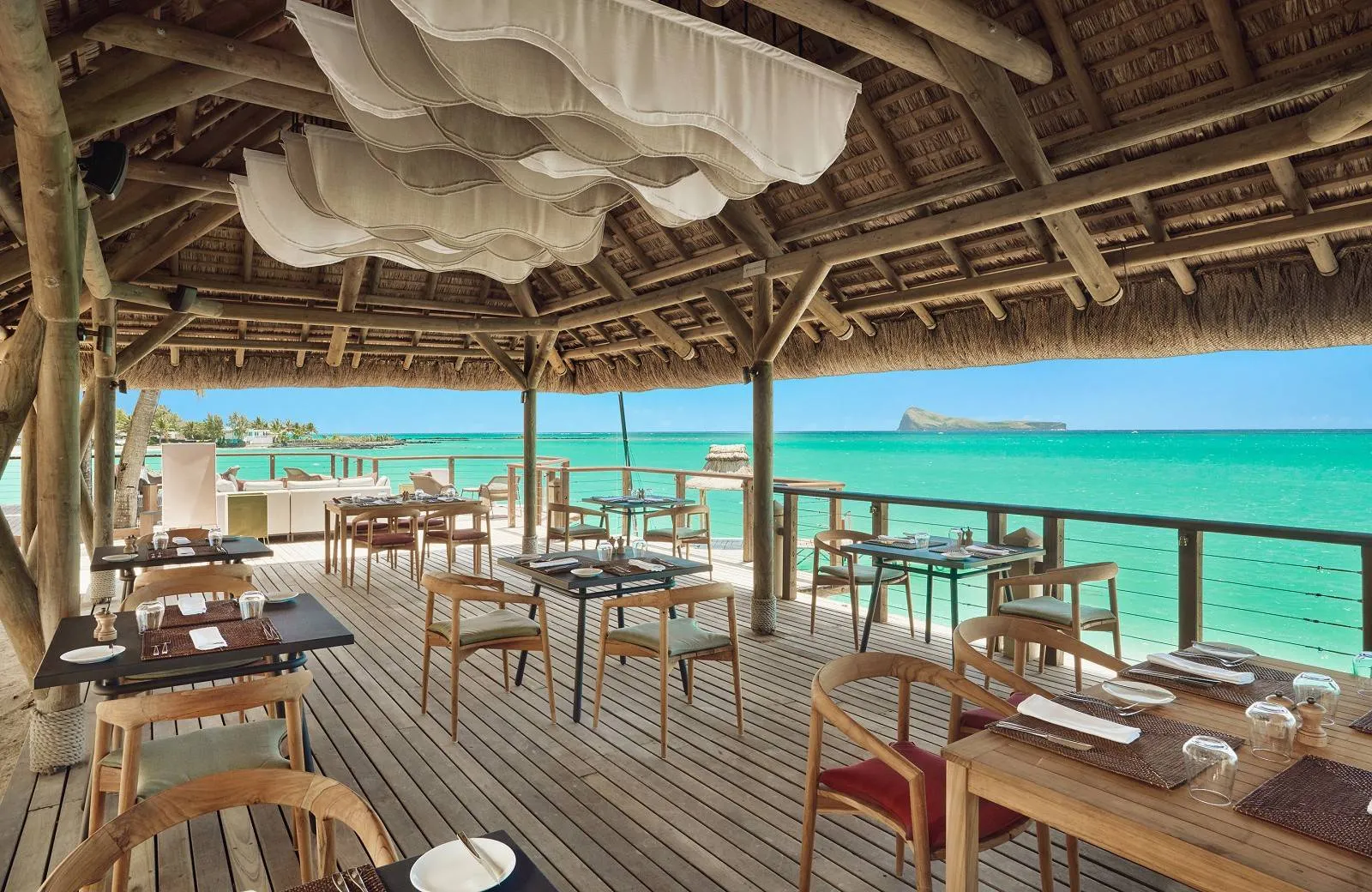 Paradise Cove Boutique Hotel 5*