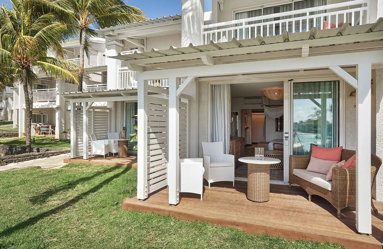 Paradise Cove Boutique Hotel 5*