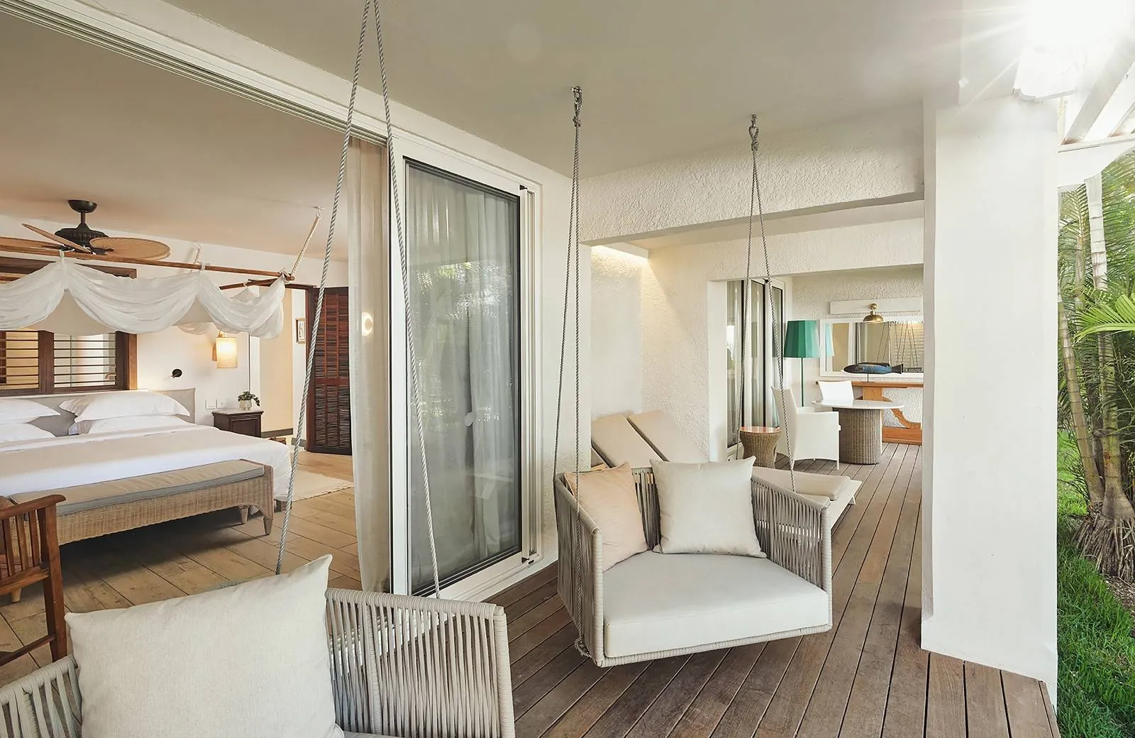 Paradise Cove Boutique Hotel 5*