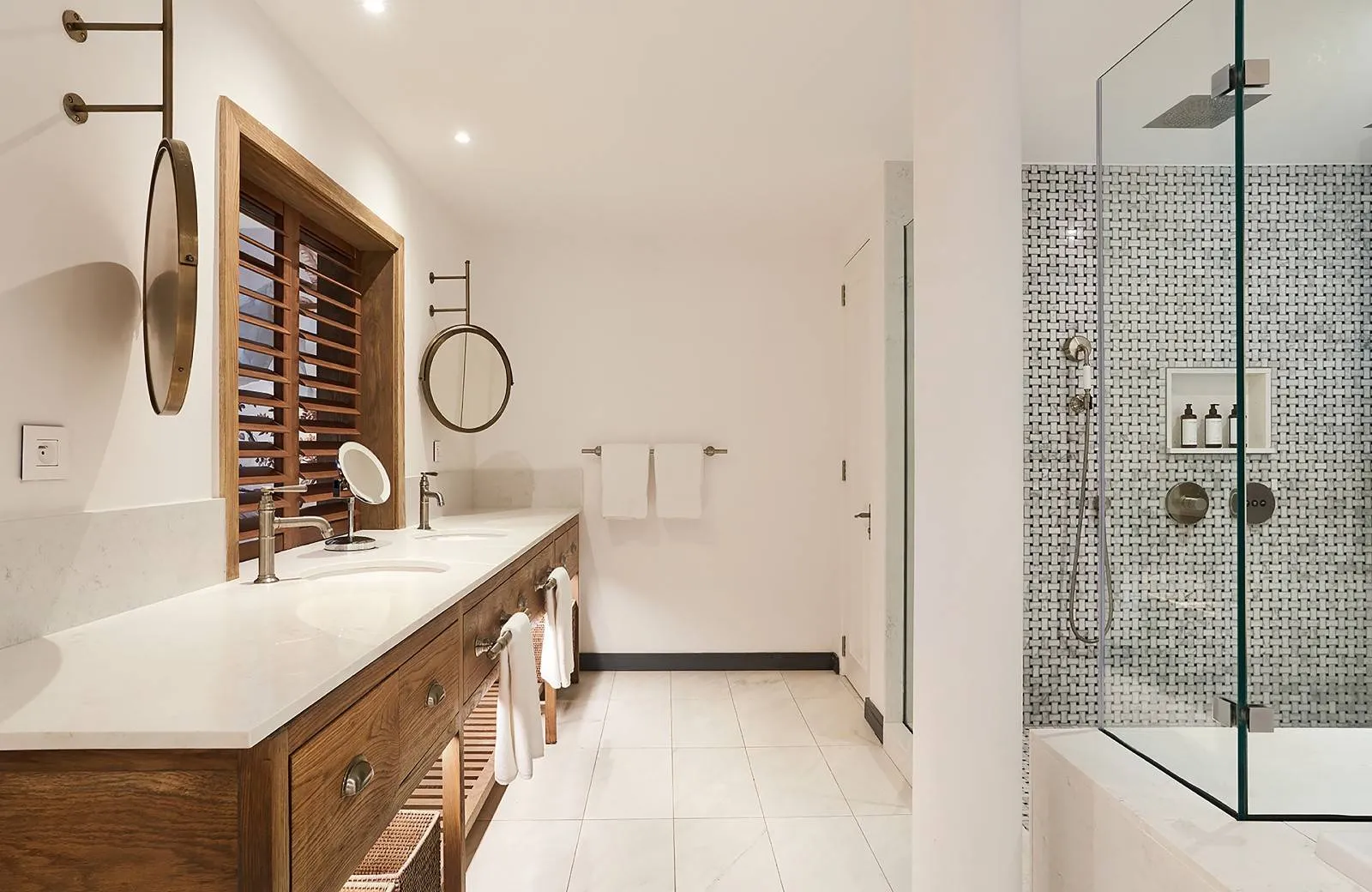 Paradise Cove Boutique Hotel 5*