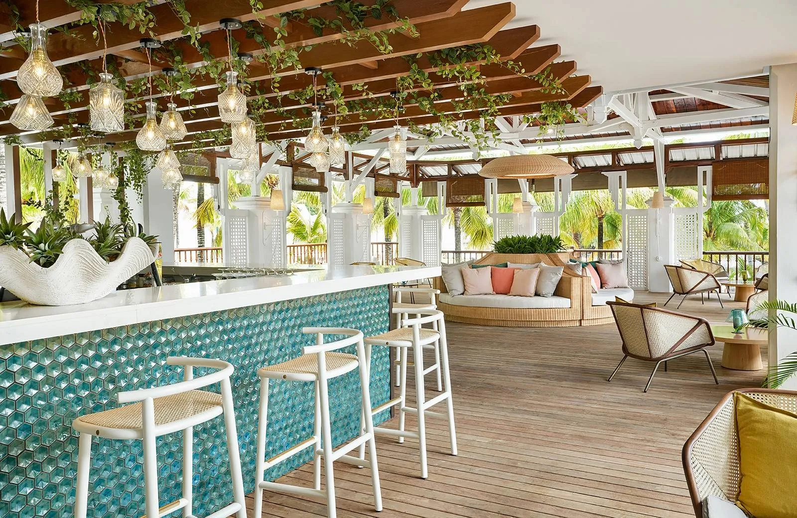 Paradise Cove Boutique Hotel 5*