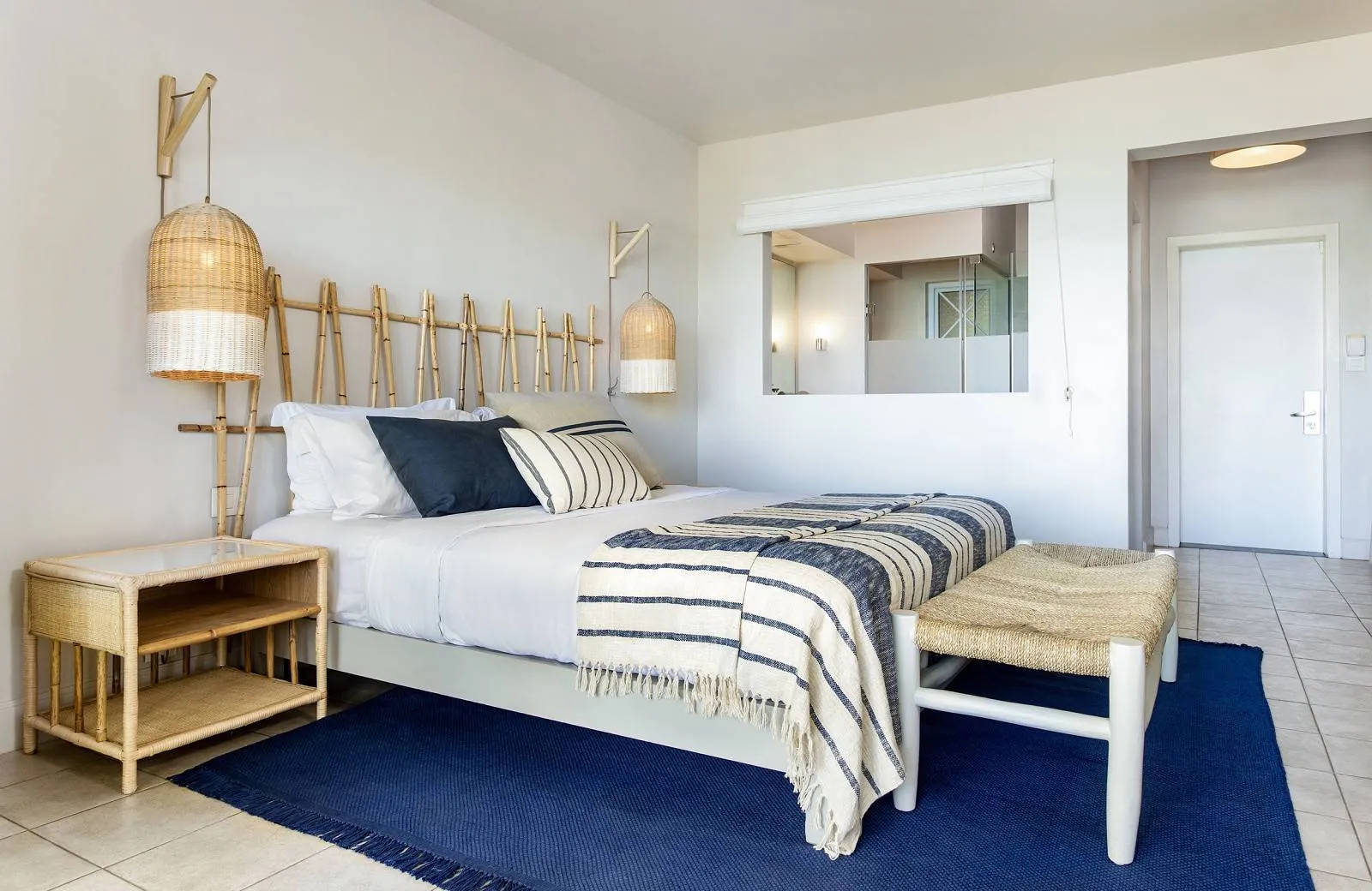 Lagoon Attitude Hotel 4*