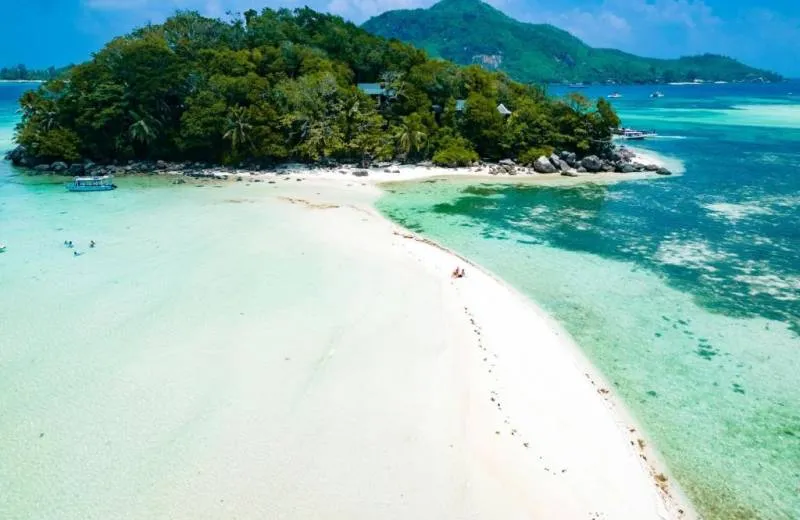 JA Enchanted Island Resort 5*