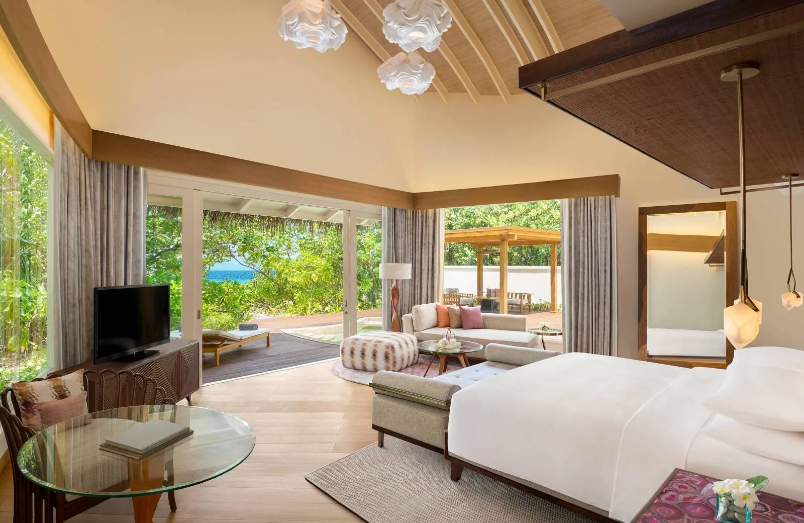 JW Marriott Maldives Resort & Spa 5*