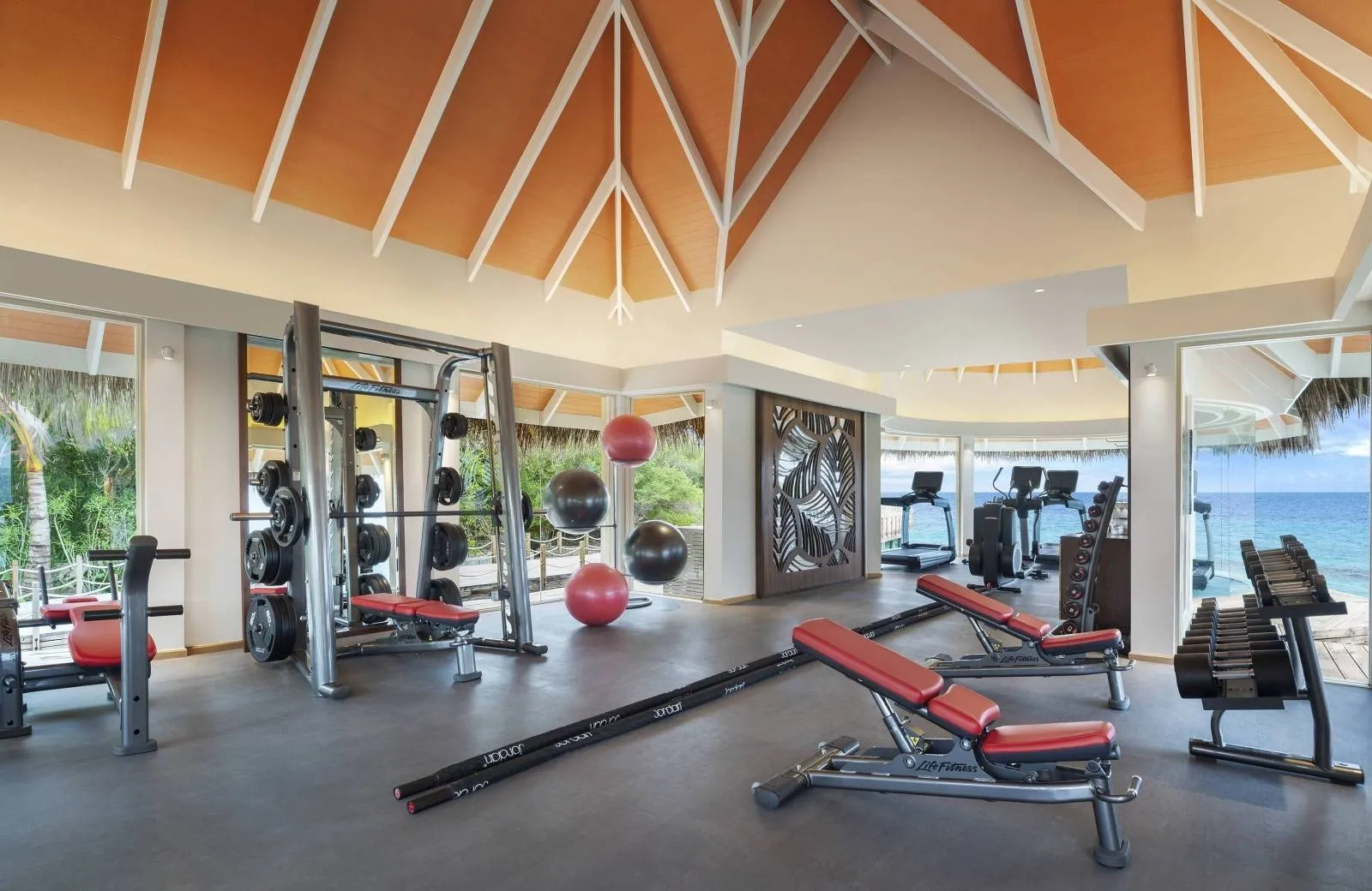 JW Marriott Maldives Resort & Spa 5*