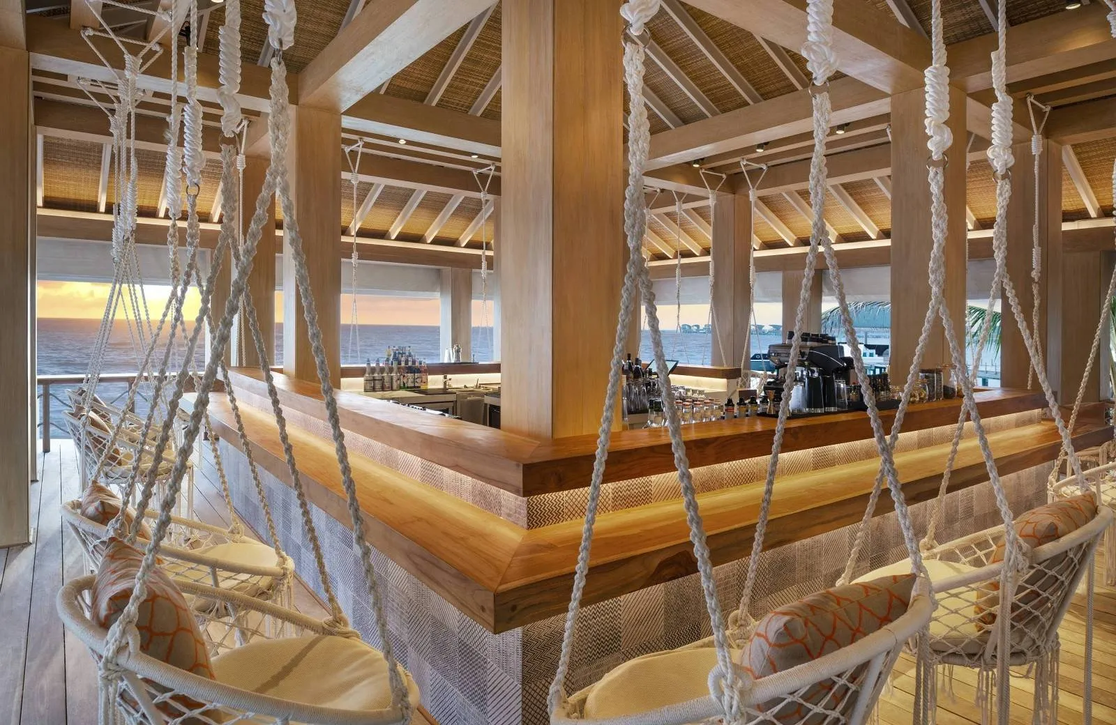 JW Marriott Maldives Resort & Spa 5*