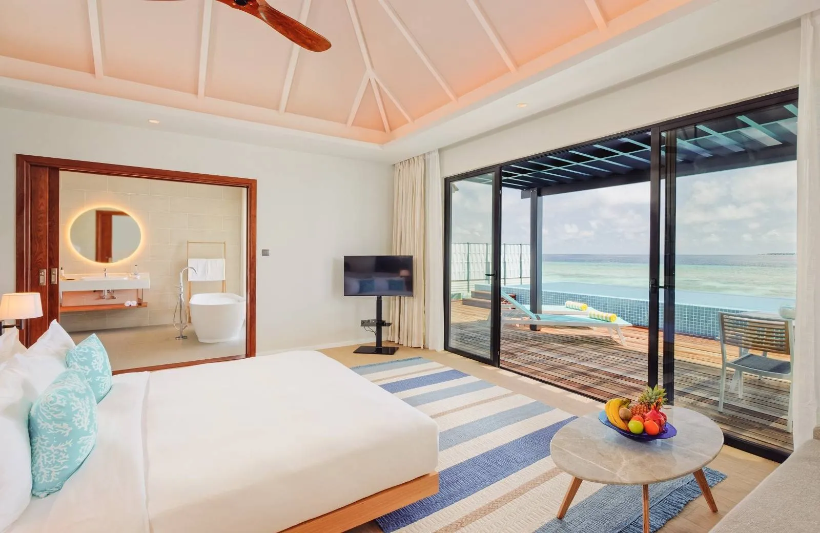 Nova Maldives 5*