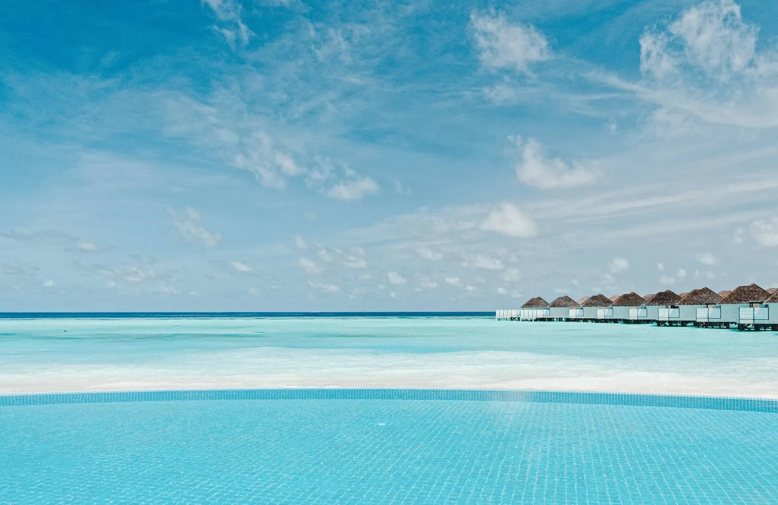 Nova Maldives 5*