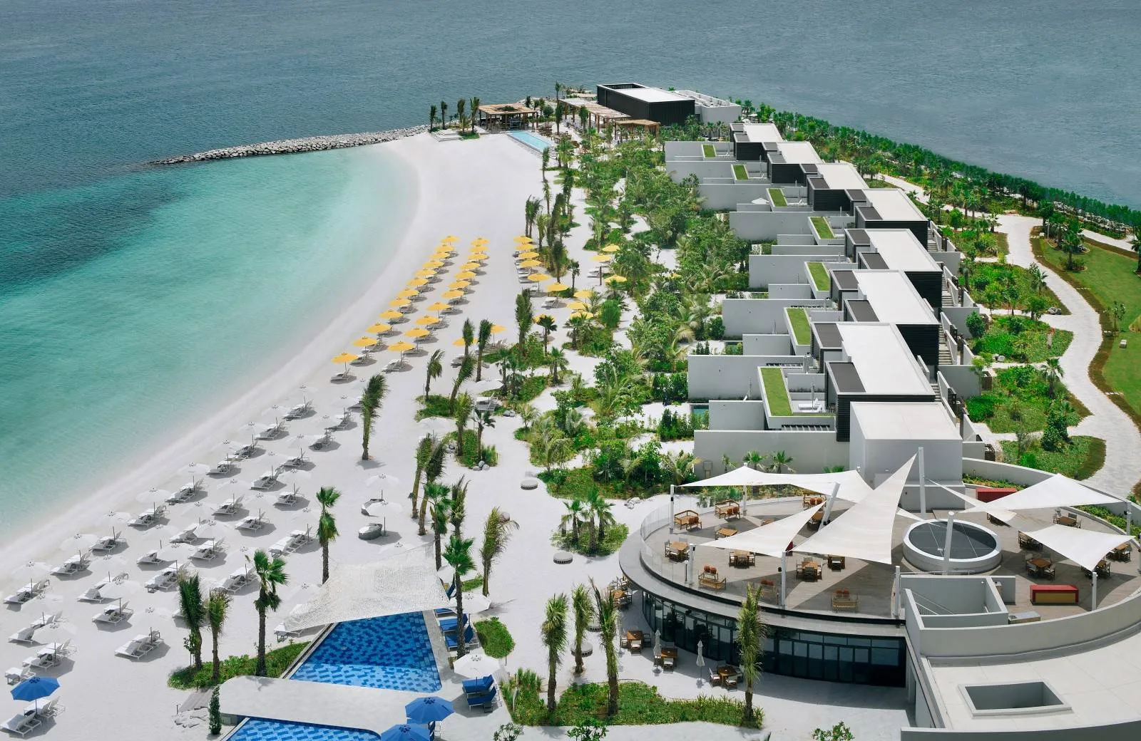 Movenpick Resort Al Marjan Island 5*