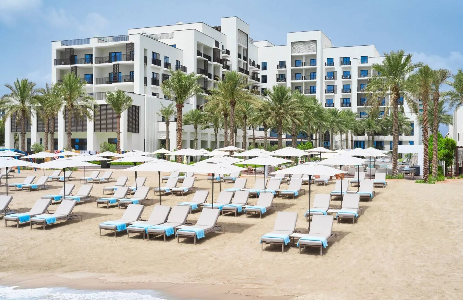 Palace Beach Resort Fujairah 5*