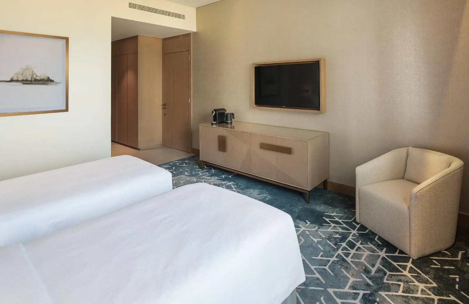 Palace Beach Resort Fujairah 5*