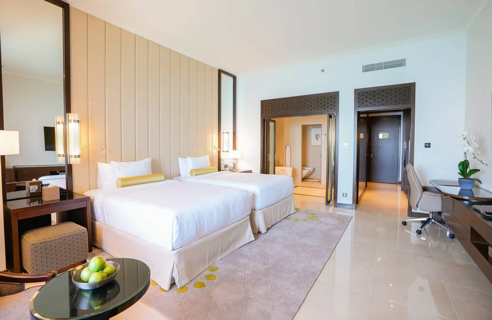 Rixos Marina Abu Dhabi 5*