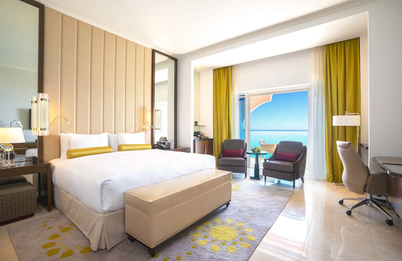 Rixos Marina Abu Dhabi 5*