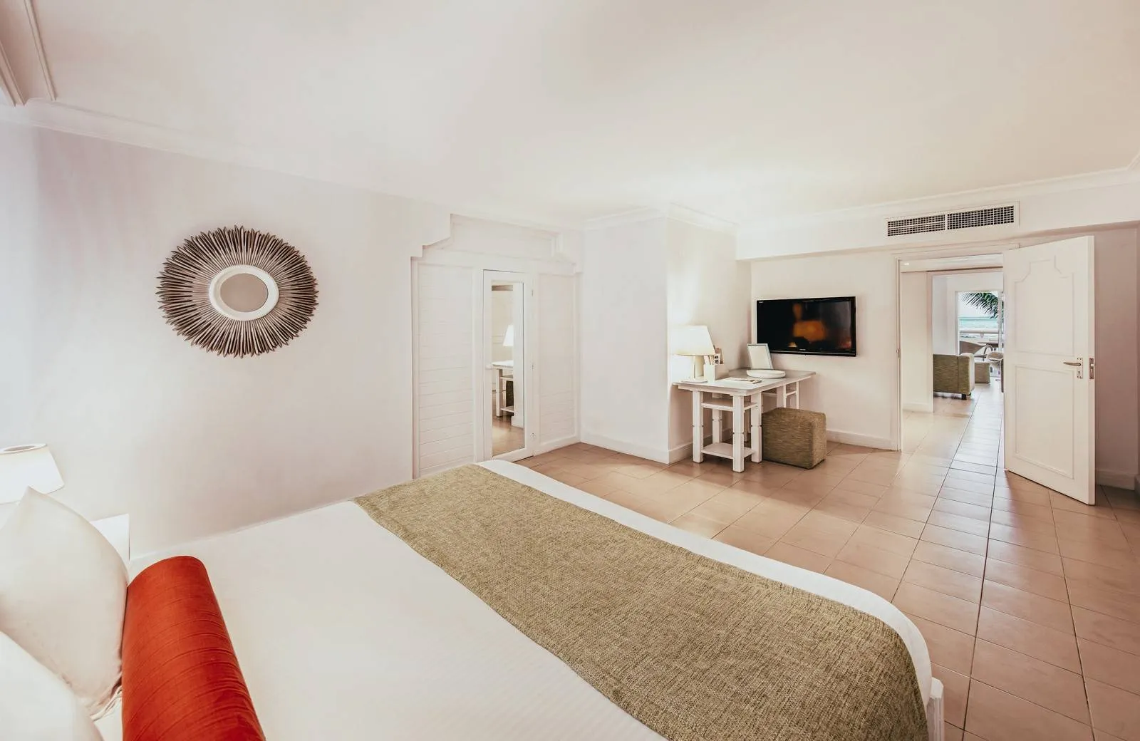 Ambre, A Sunlife Resort 4*