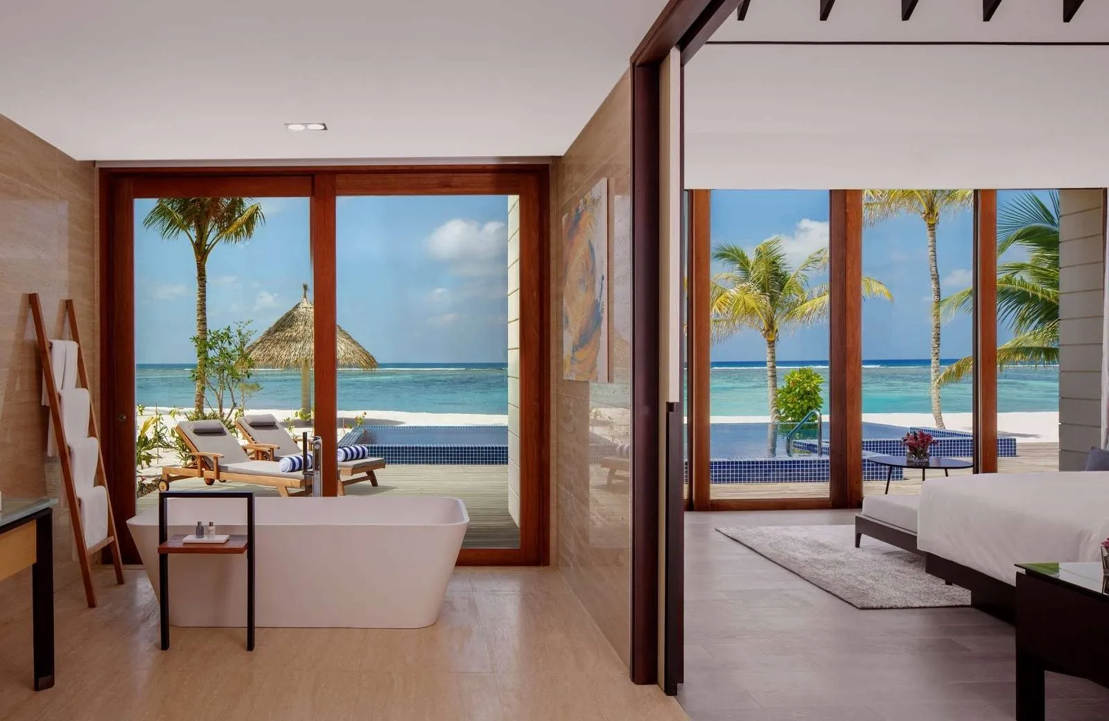 Radisson Blu Resort Maldives 5*