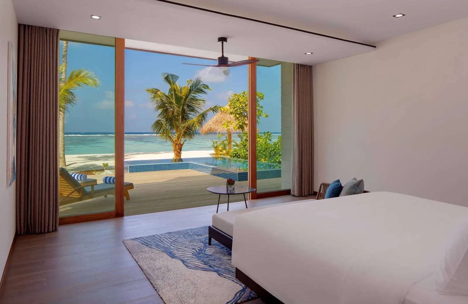 Radisson Blu Resort Maldives 5*