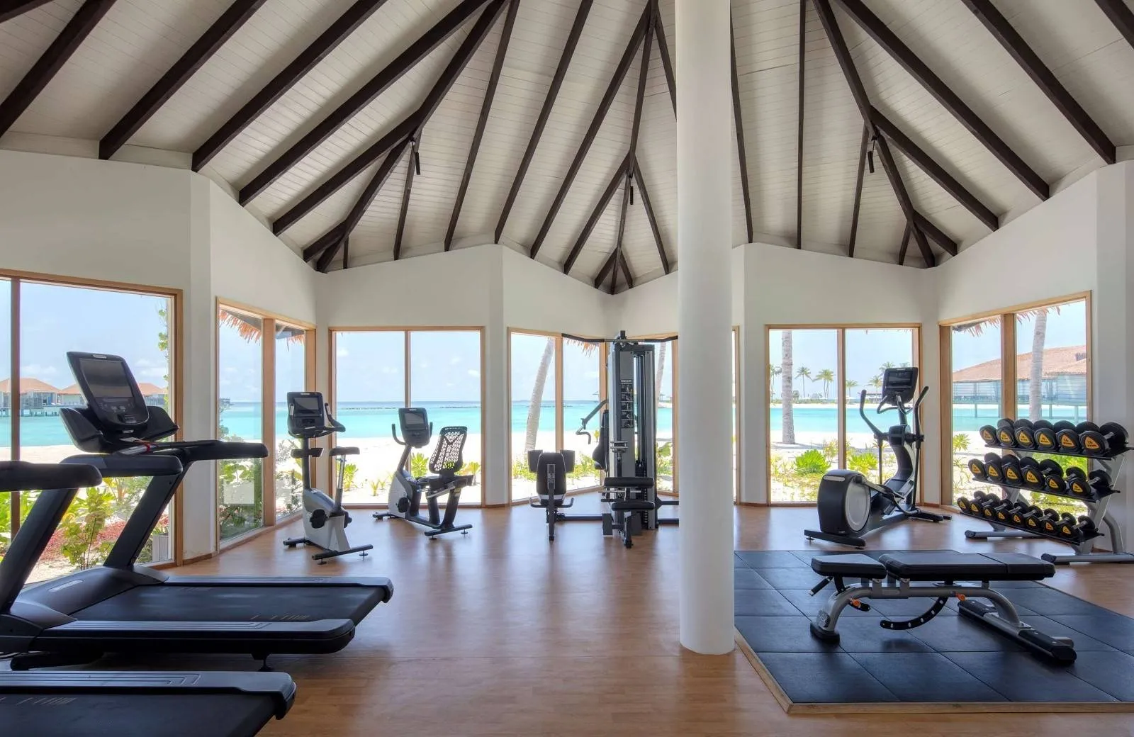 Radisson Blu Resort Maldives 5*