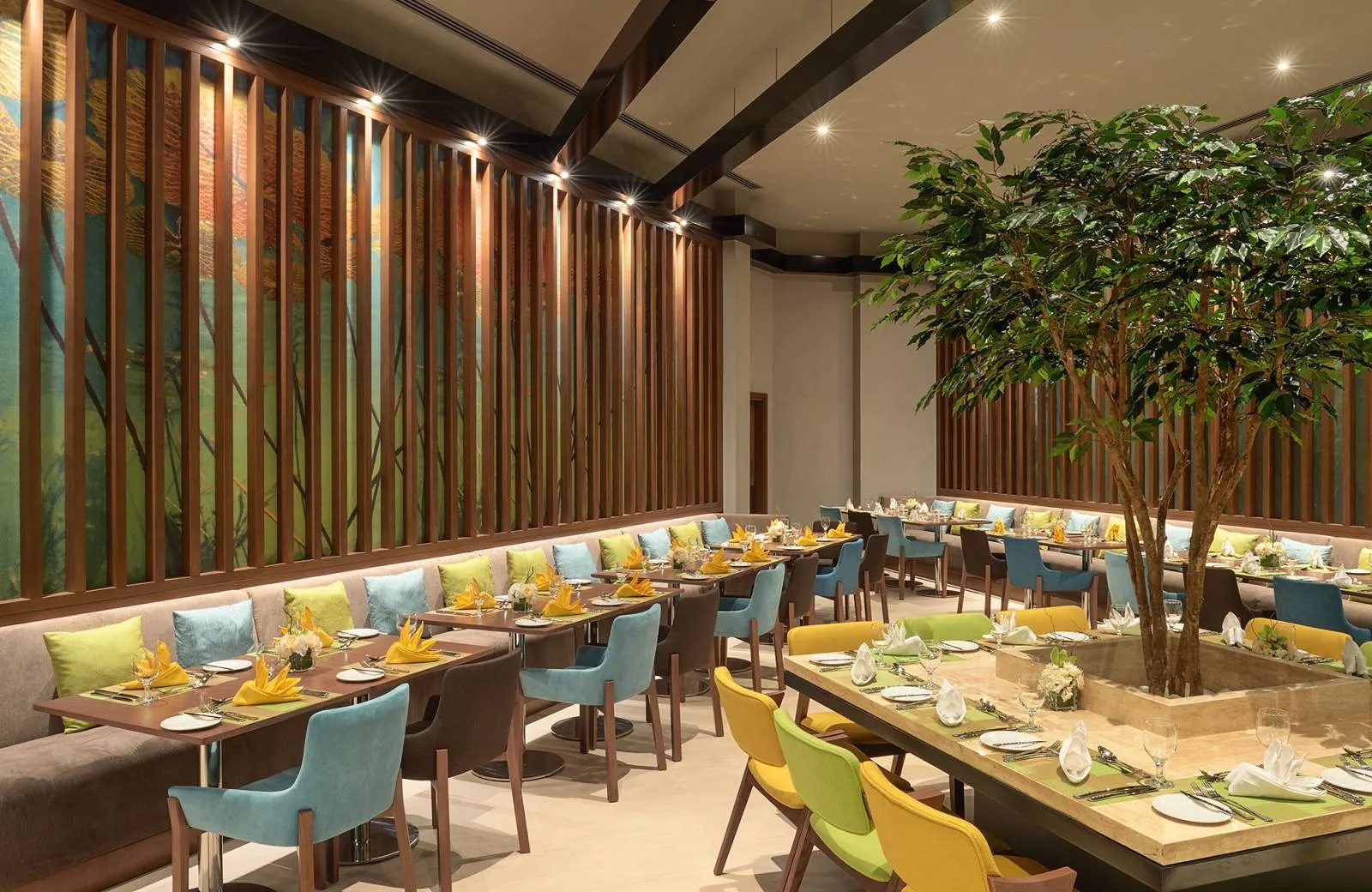 Wyndham Garden Ajman Corniche 4*