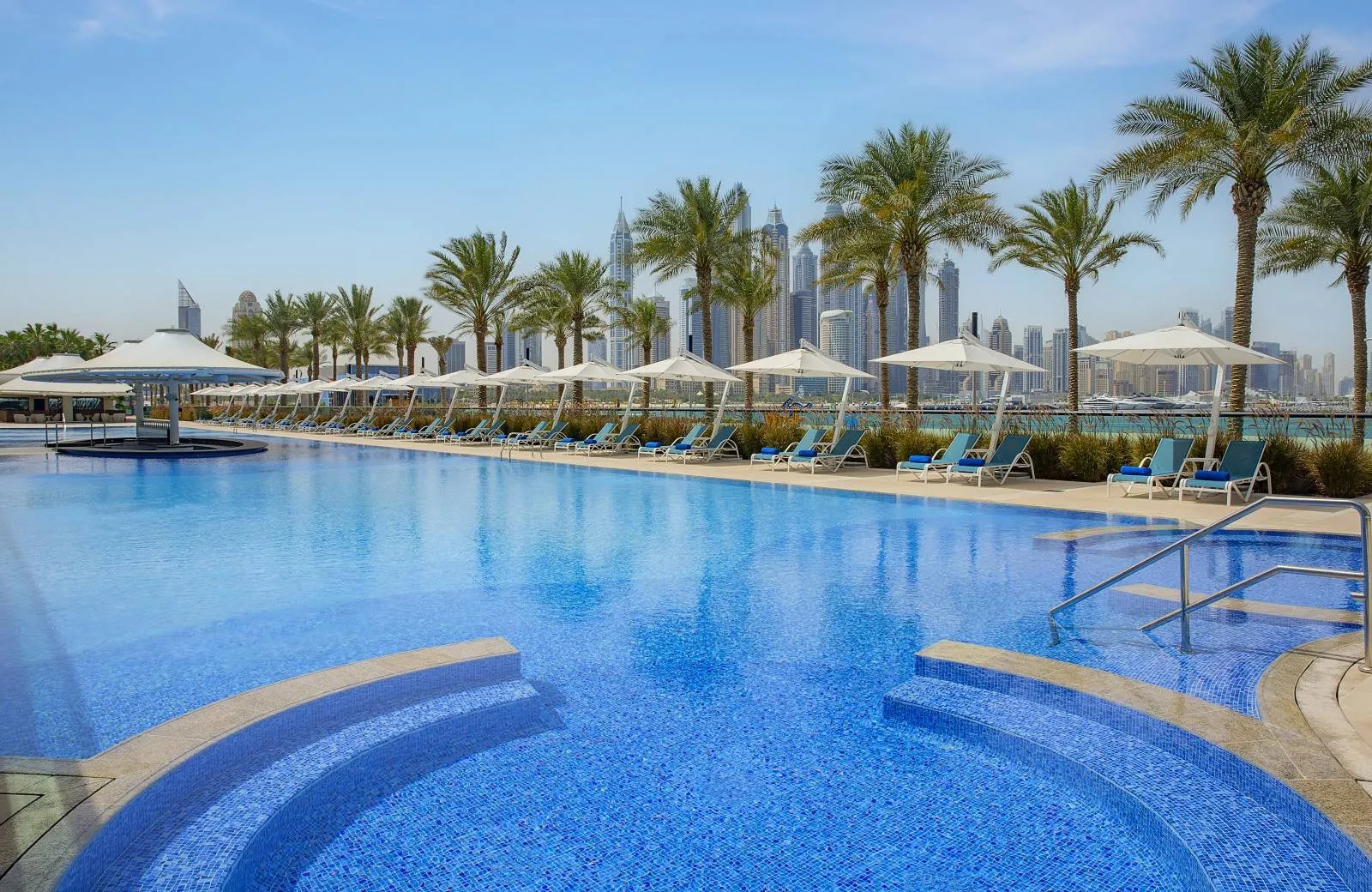 Hilton Dubai Palm Jumeirah 5*