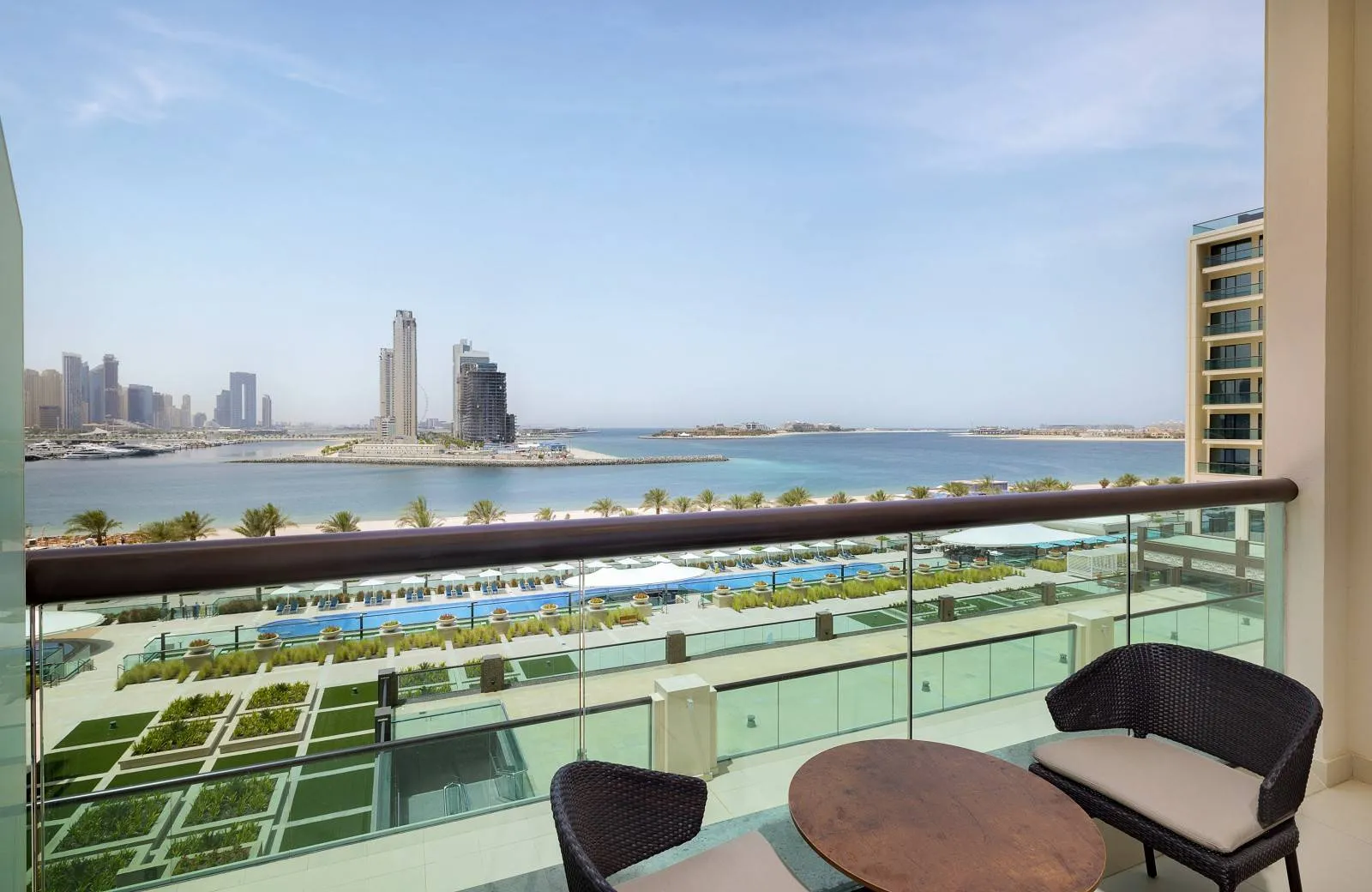 Hilton Dubai Palm Jumeirah 5*