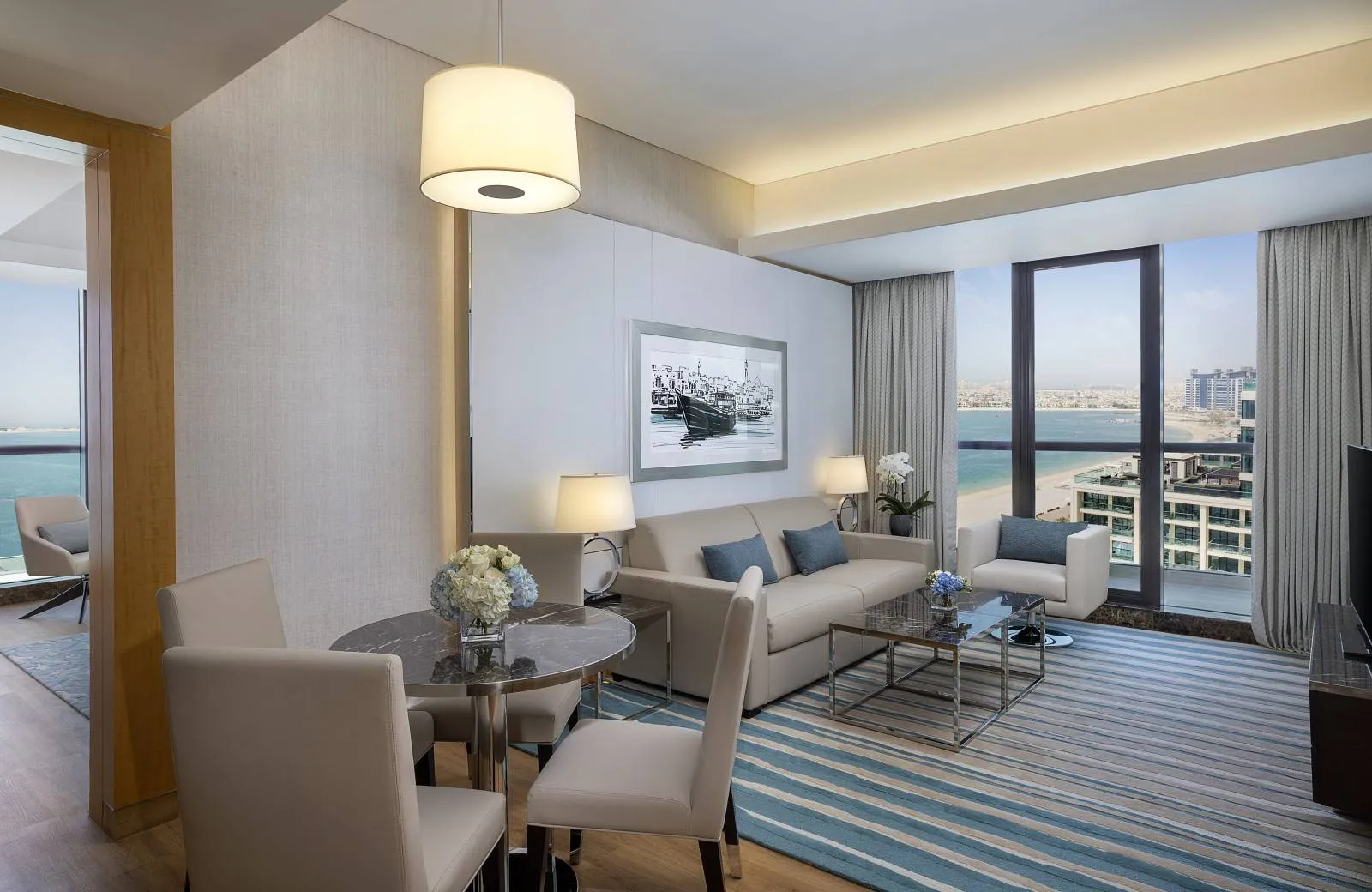 Hilton Dubai Palm Jumeirah 5*