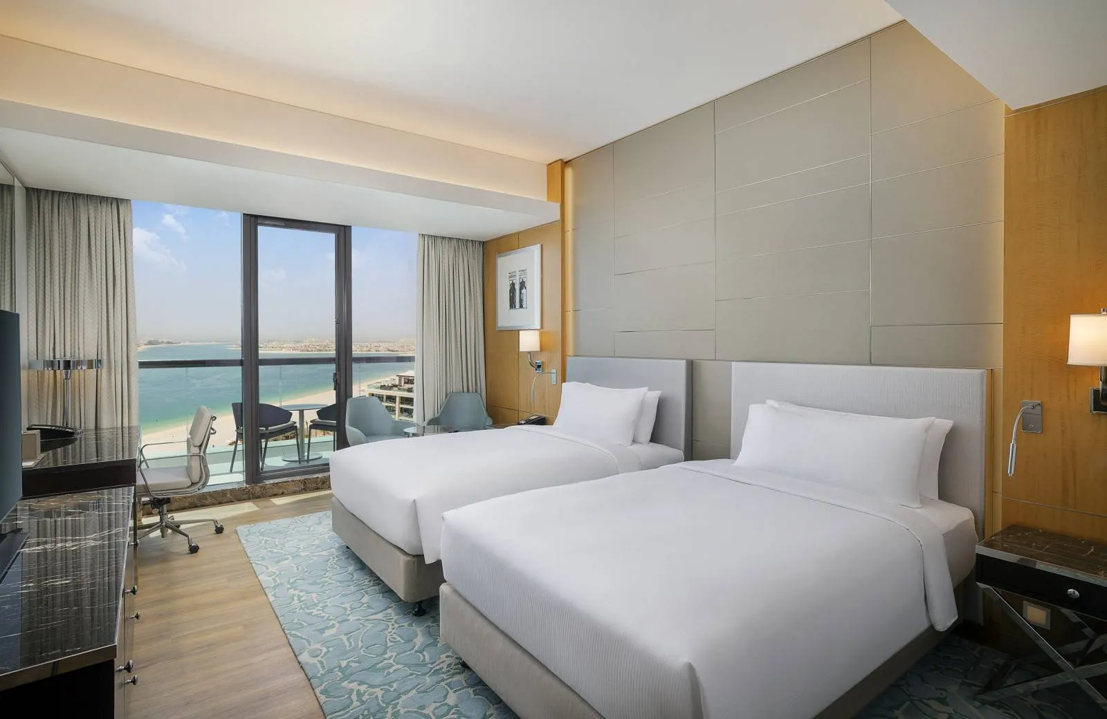 Hilton Dubai Palm Jumeirah 5*