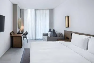 Radisson Beach Resort Palm Jumeirah 4*
